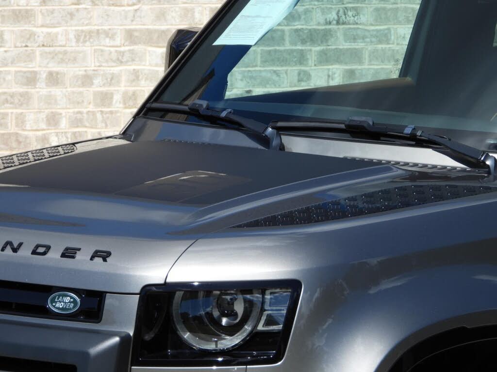 2023 Land Rover Defender 90 X-Dynamic SE AWD