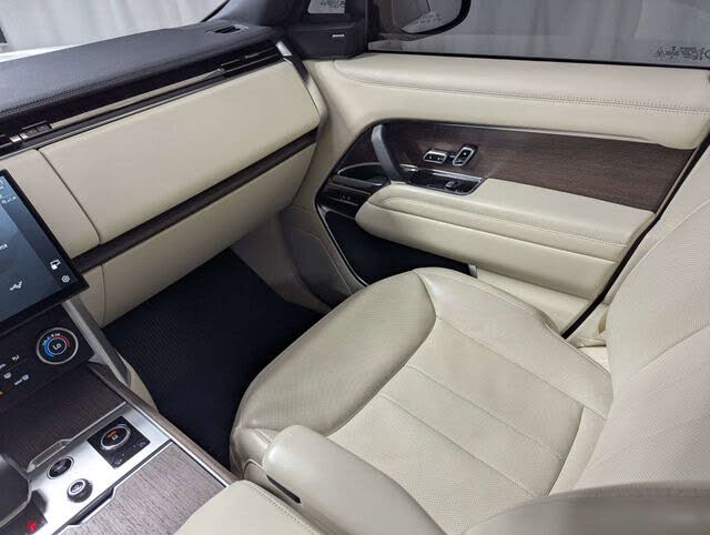 2023 Land Rover Range Rover P400 SE AWD