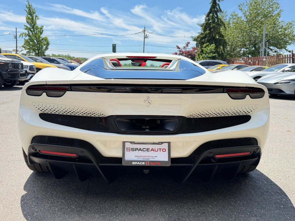 2025 Ferrari 296 GTS RWD