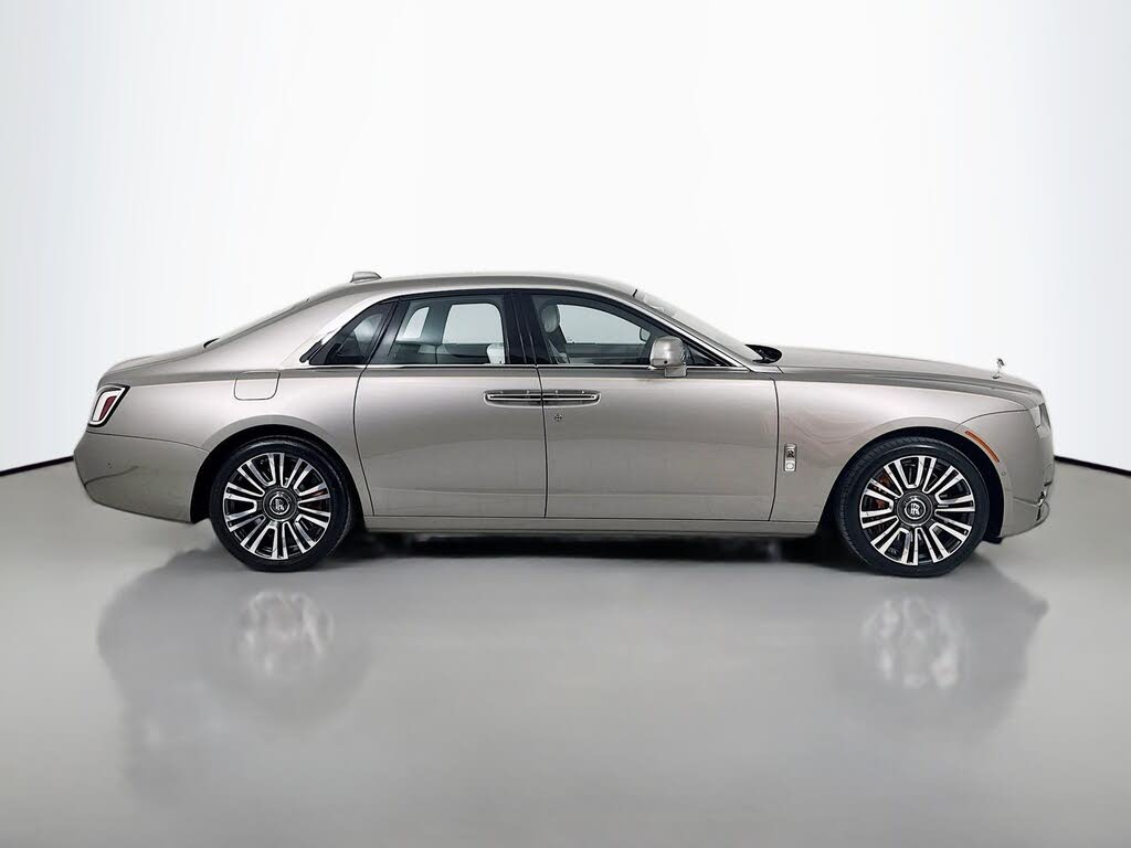 2025 Rolls-Royce Ghost AWD