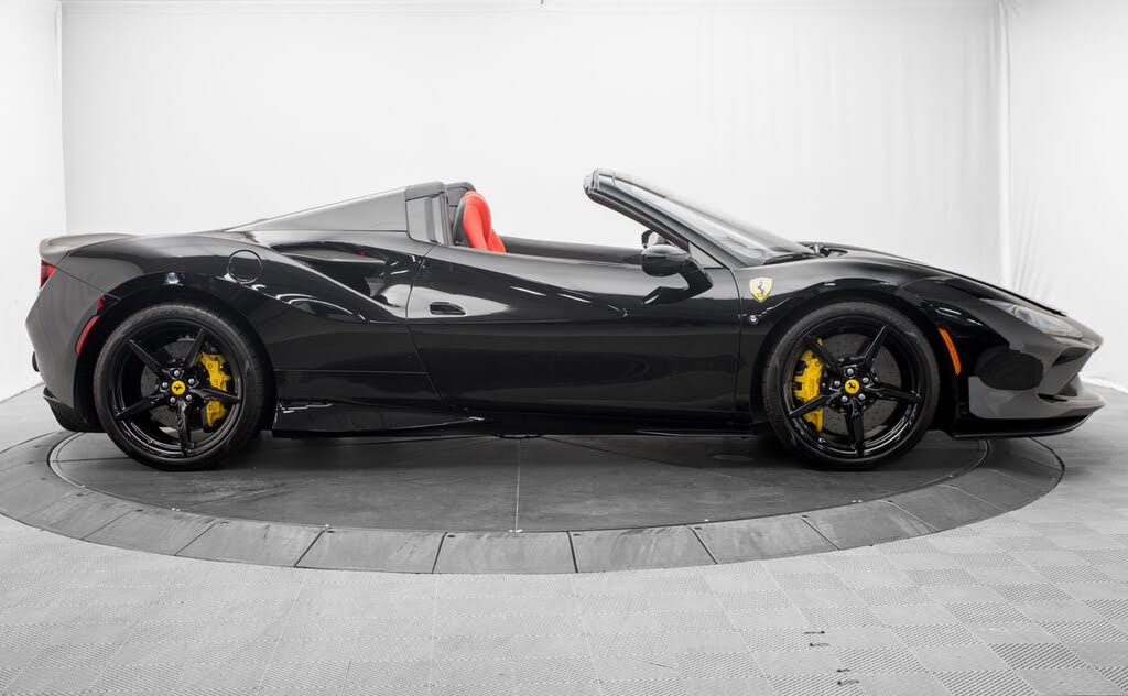 2022 Ferrari F8 Spider RWD