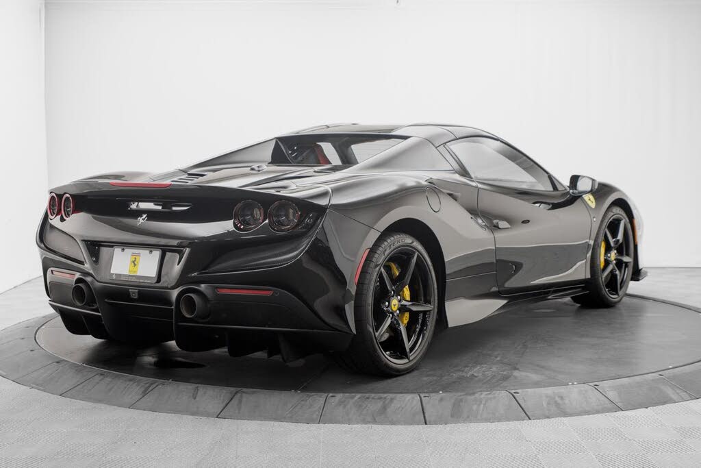 2022 Ferrari F8 Spider RWD