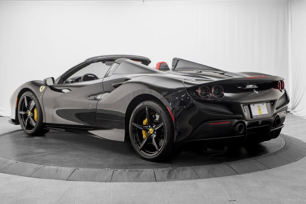 2022 Ferrari F8 Spider RWD