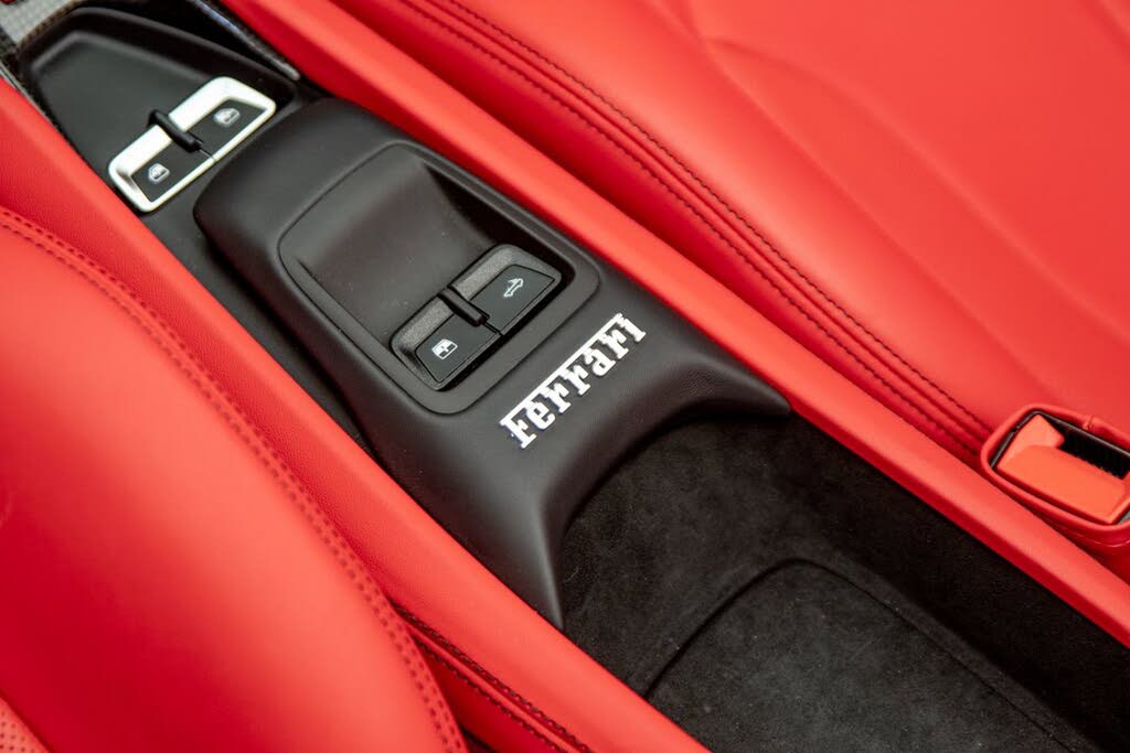 2022 Ferrari F8 Spider RWD