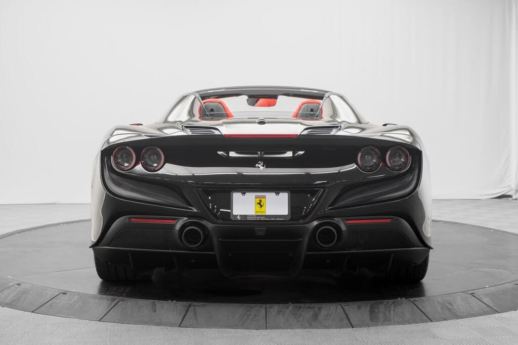 2022 Ferrari F8 Spider RWD