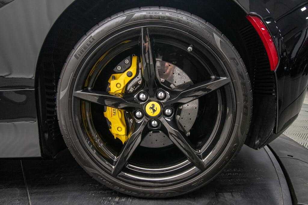 2022 Ferrari F8 Spider RWD