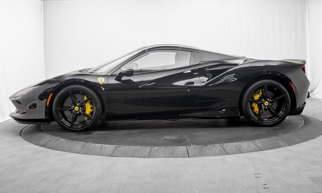 2022 Ferrari F8 Spider RWD