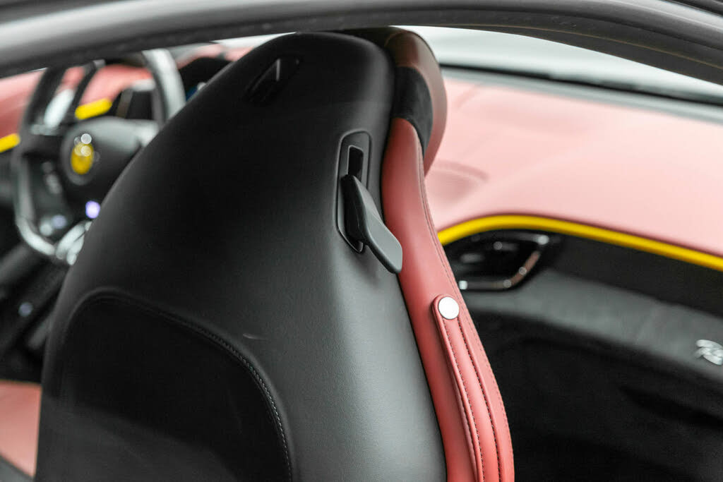 2022 Ferrari Roma RWD