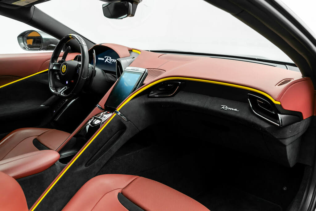 2022 Ferrari Roma RWD