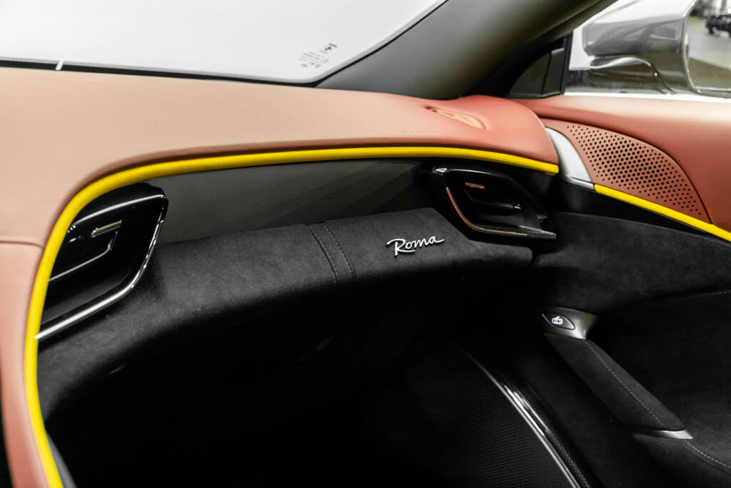 2022 Ferrari Roma RWD