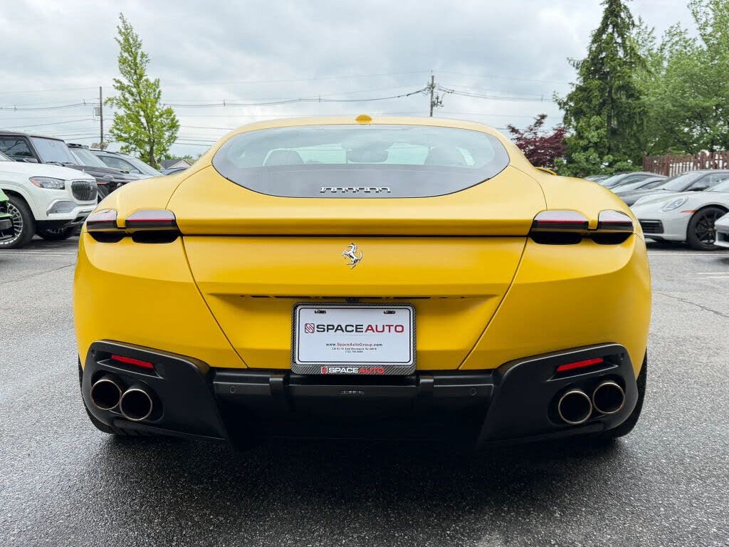 2022 Ferrari Roma RWD