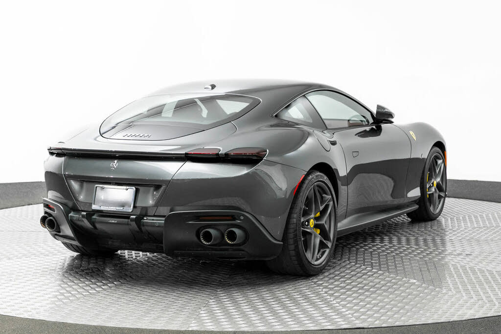 2022 Ferrari Roma RWD