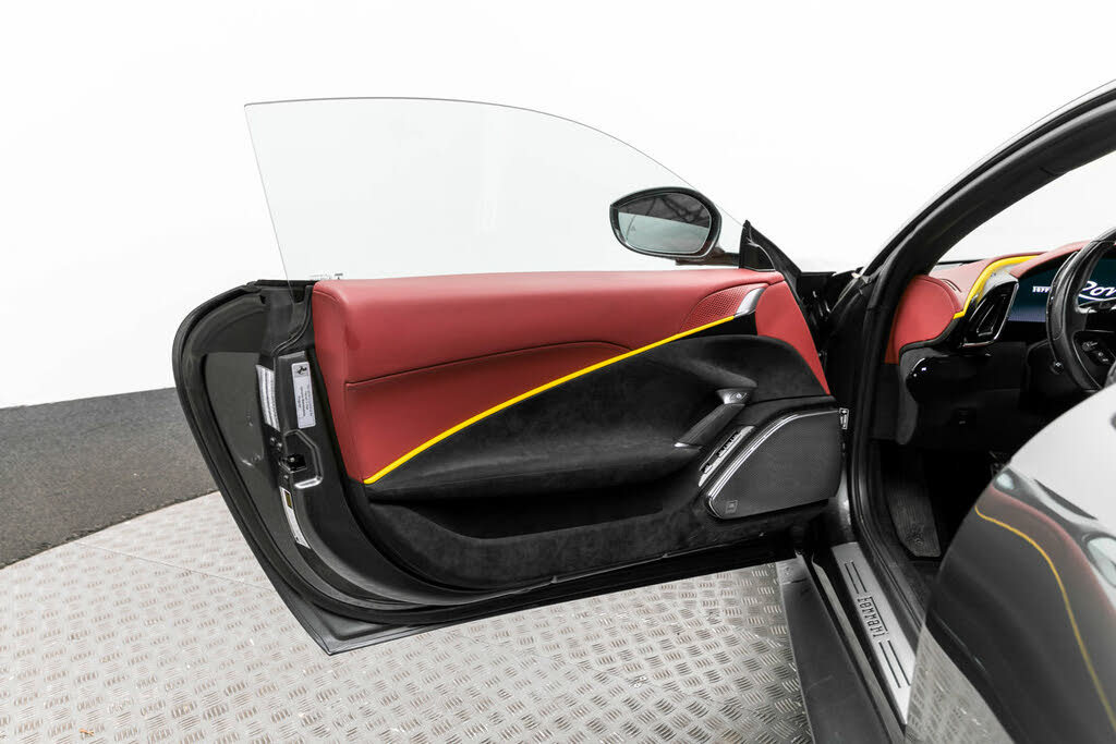2022 Ferrari Roma RWD