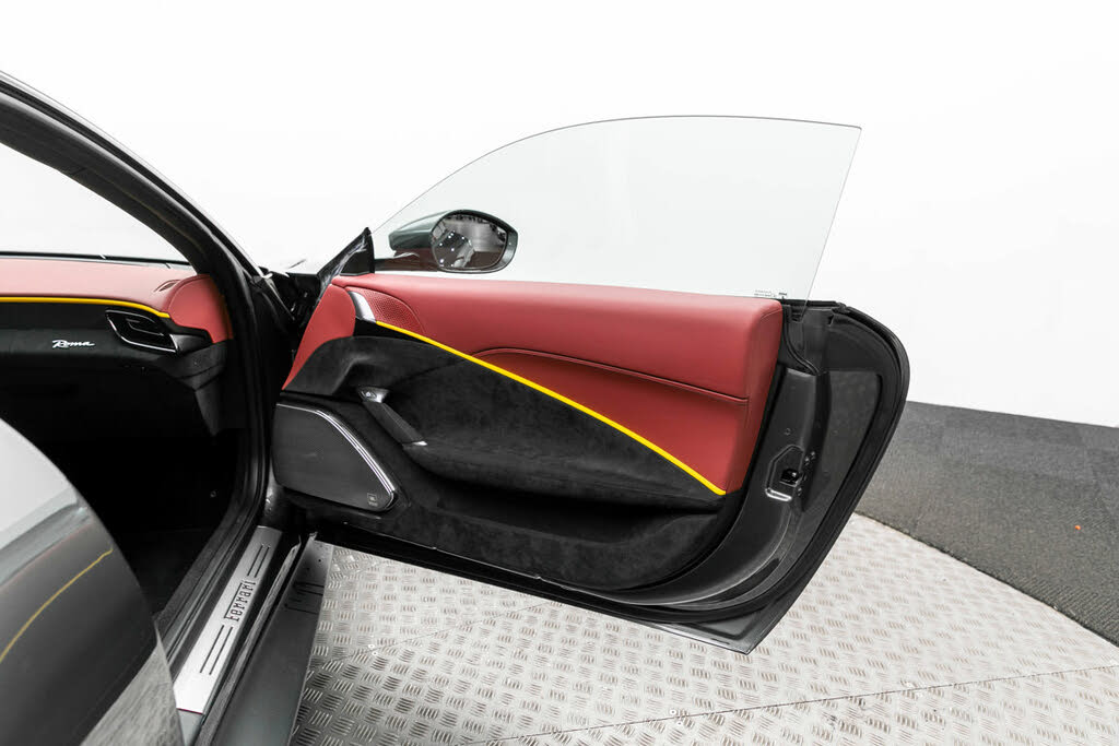 2022 Ferrari Roma RWD