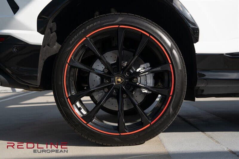 2022 Lamborghini Urus AWD