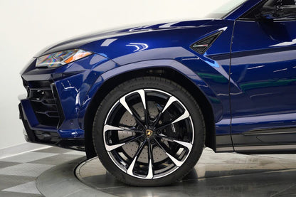 2022 Lamborghini Urus AWD