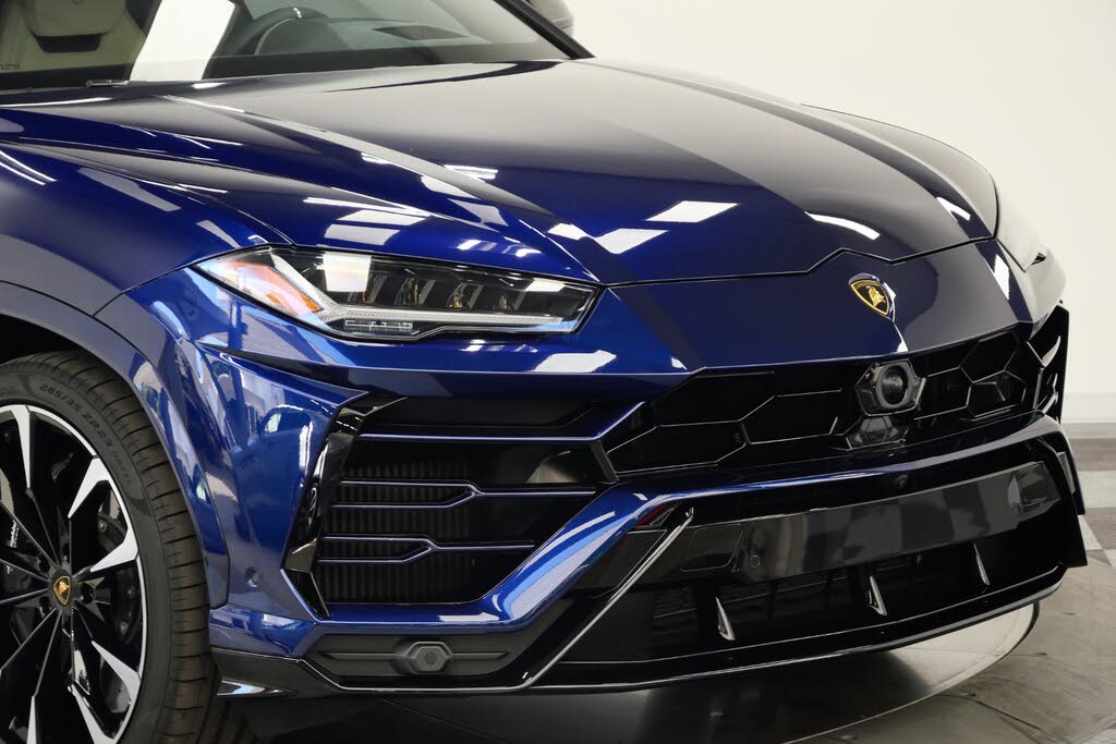 2022 Lamborghini Urus AWD