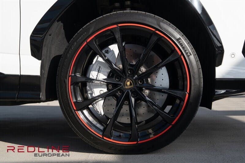2022 Lamborghini Urus AWD