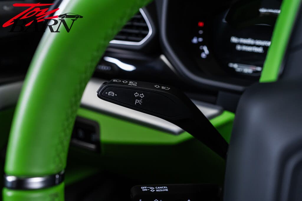 2022 Lamborghini Urus AWD