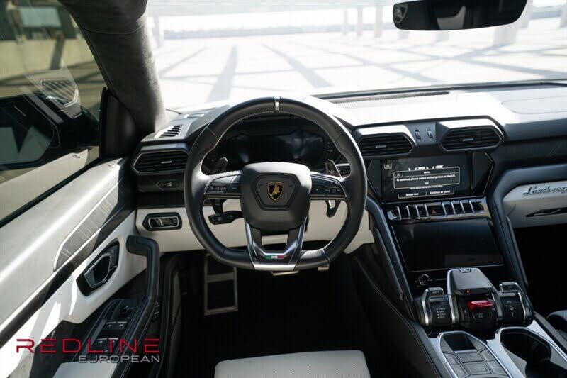 2022 Lamborghini Urus AWD