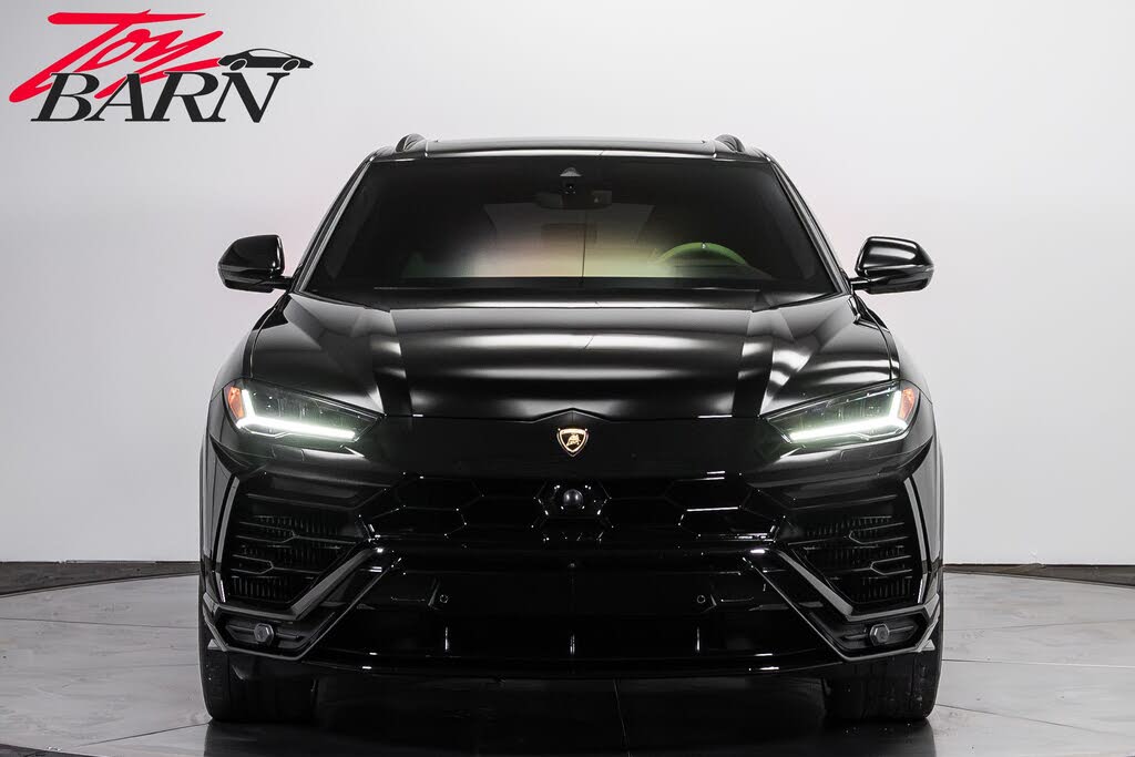 2022 Lamborghini Urus AWD