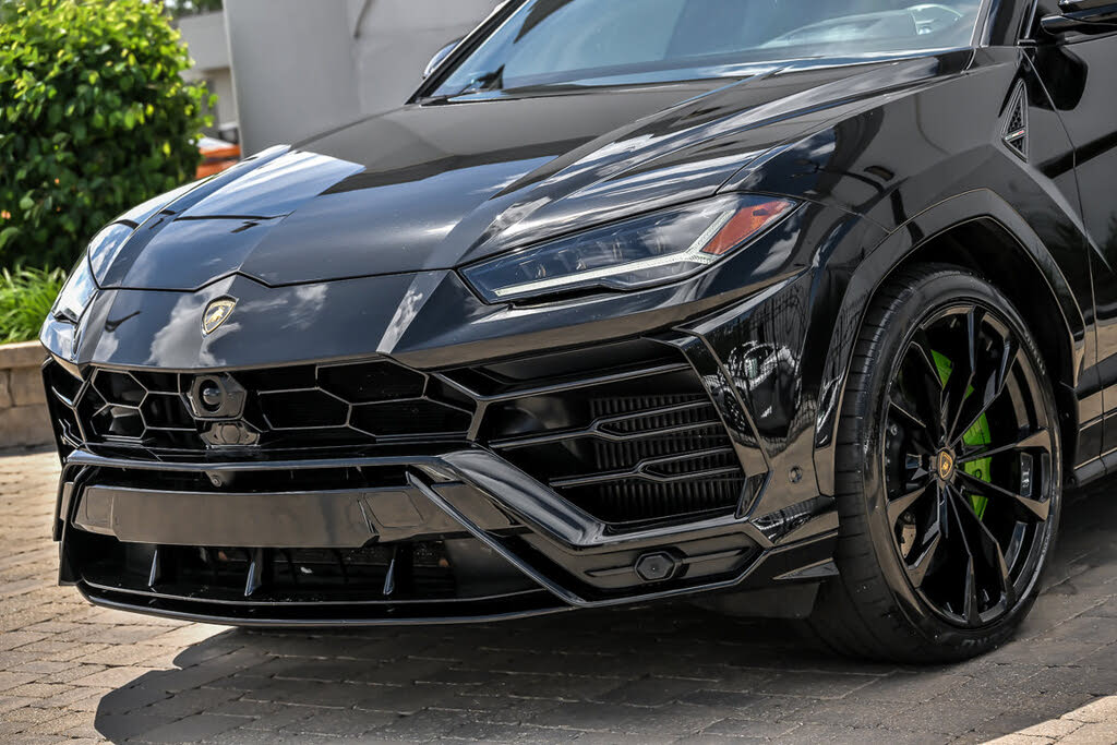 2022 Lamborghini Urus AWD