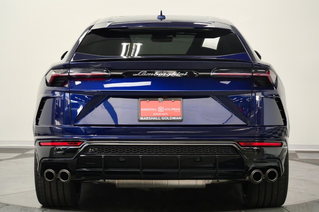 2022 Lamborghini Urus AWD