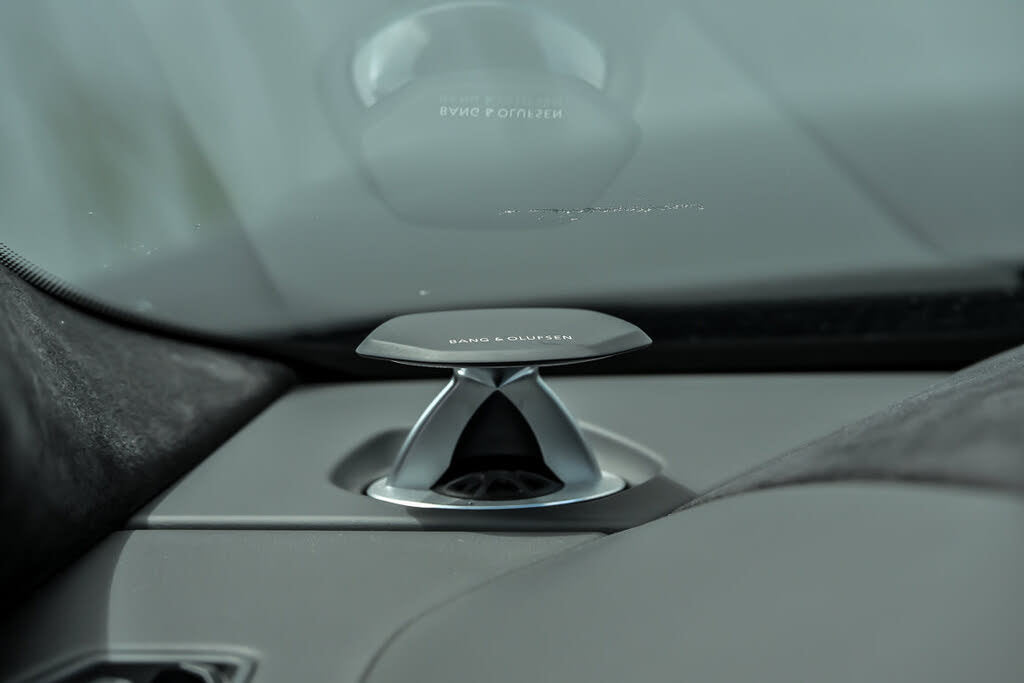 2022 Lamborghini Urus AWD
