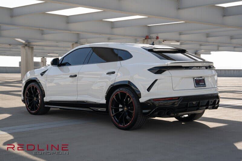 2022 Lamborghini Urus AWD