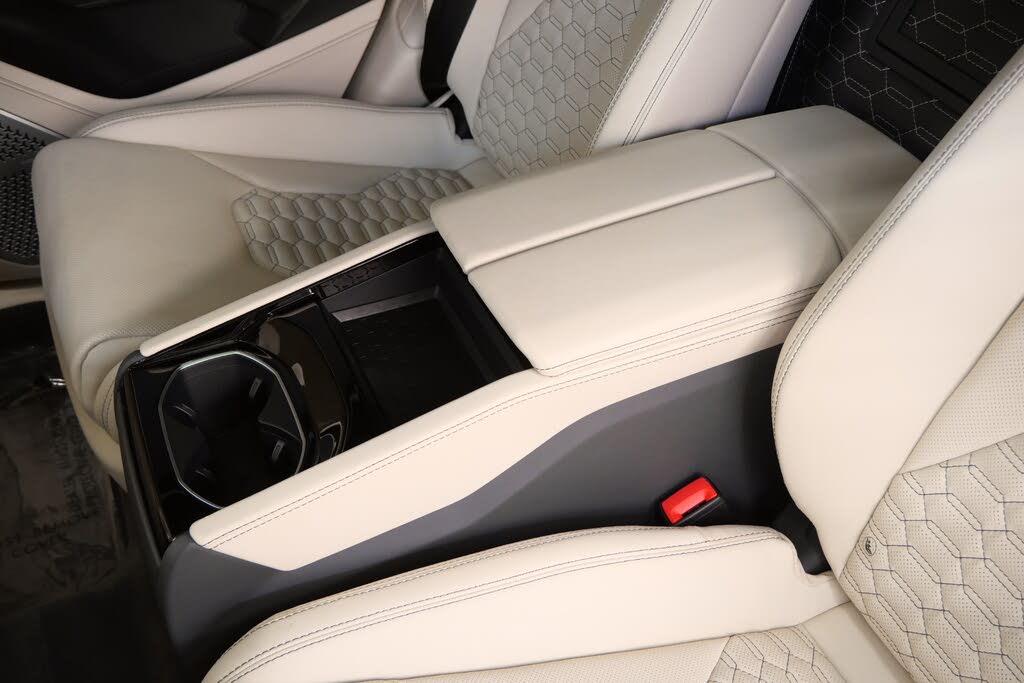 2022 Lamborghini Urus AWD