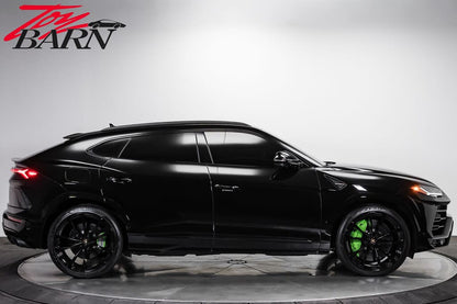 2022 Lamborghini Urus AWD
