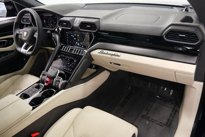 2022 Lamborghini Urus AWD