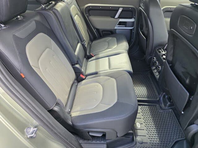 2022 Land Rover Defender 110 X-Dynamic SE AWD