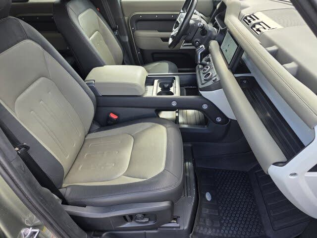 2022 Land Rover Defender 110 X-Dynamic SE AWD