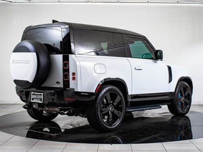 2022 Land Rover Defender 90 V8 AWD