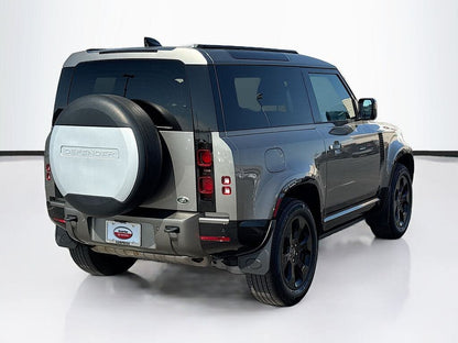 2022 Land Rover Defender 90 X-Dynamic SE AWD