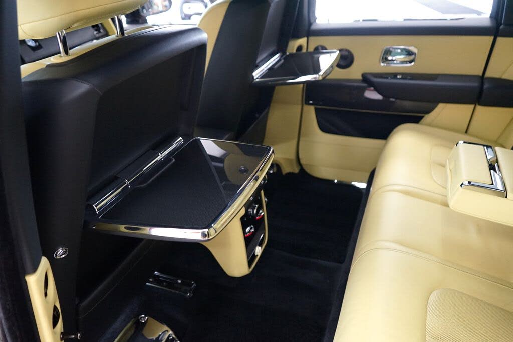 2022 Rolls-Royce Cullinan Black Badge AWD