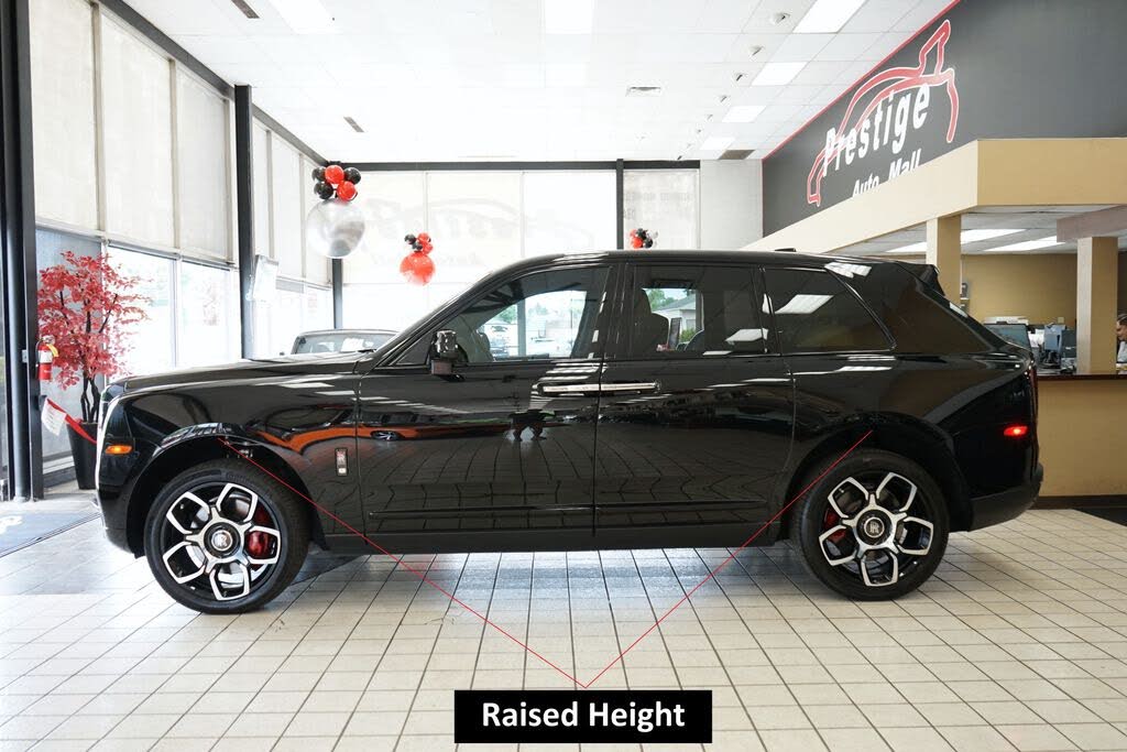 2022 Rolls-Royce Cullinan Black Badge AWD