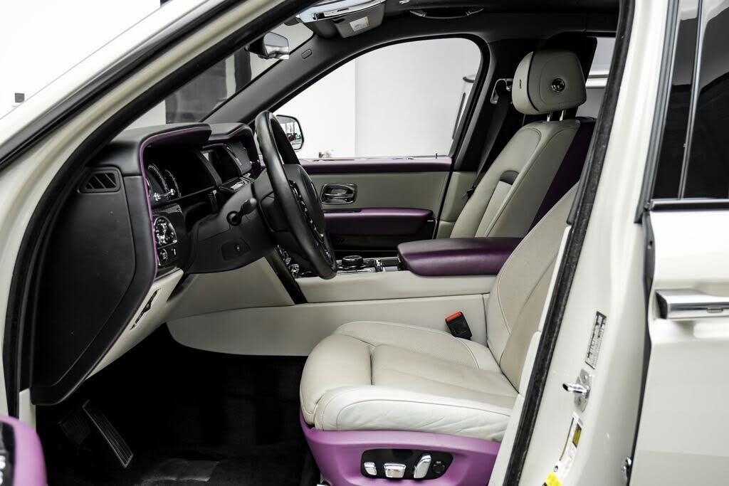2022 Rolls-Royce Cullinan Black Badge AWD
