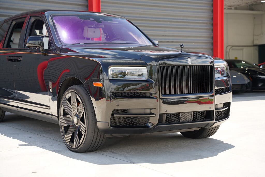 2022 Rolls-Royce Cullinan Black Badge AWD