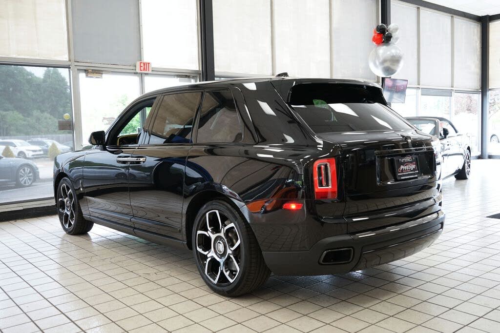 2022 Rolls-Royce Cullinan Black Badge AWD