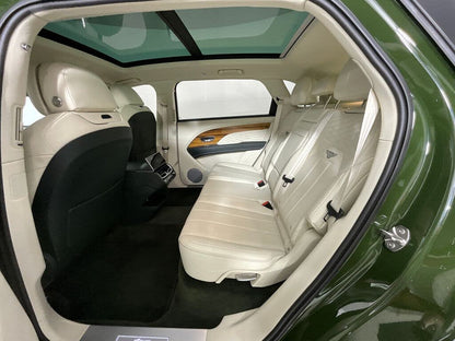 2023 Bentley Bentayga Azure V8 AWD