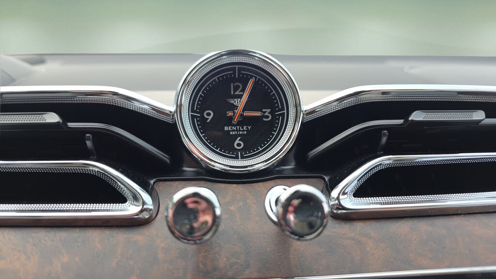 2023 Bentley Bentayga Azure V8 AWD