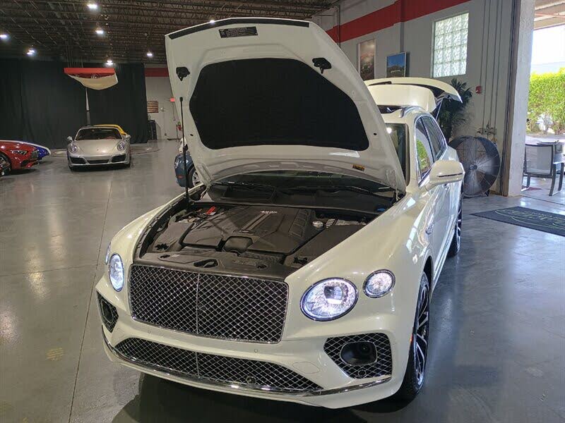 2023 Bentley Bentayga V8 AWD