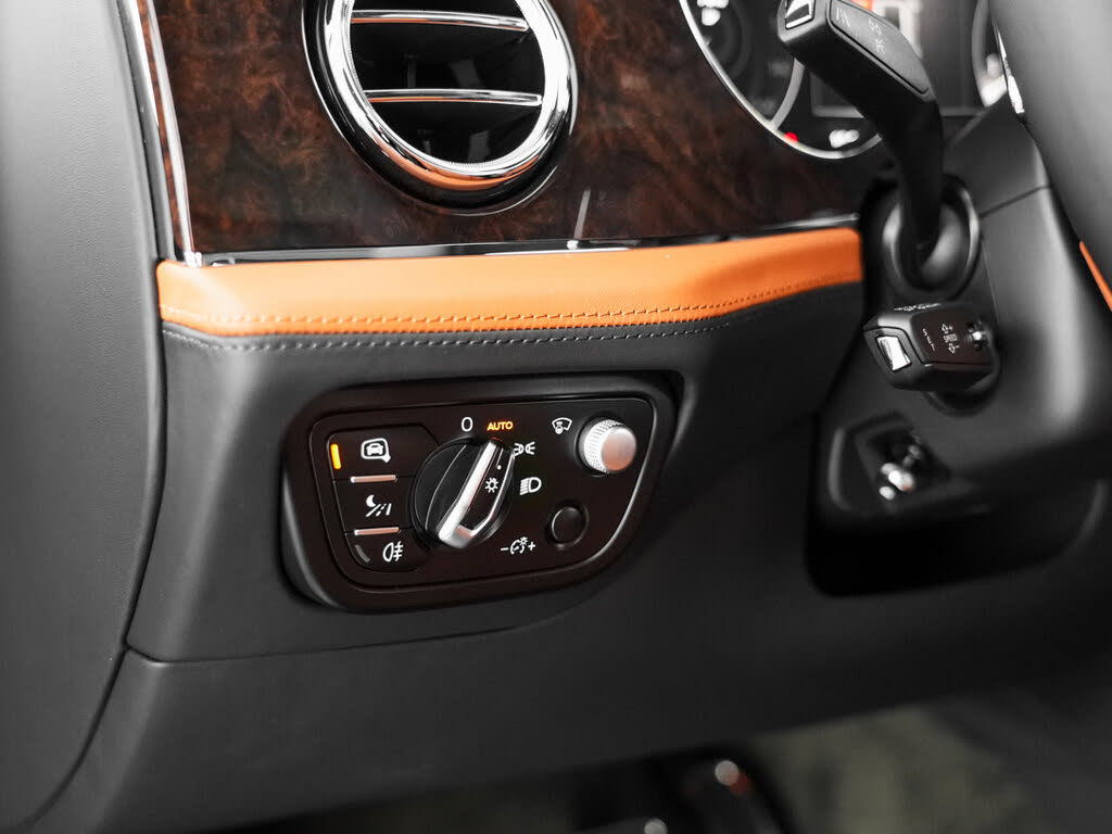 2023 Bentley Bentayga EWB Azure First Edition V8 AWD