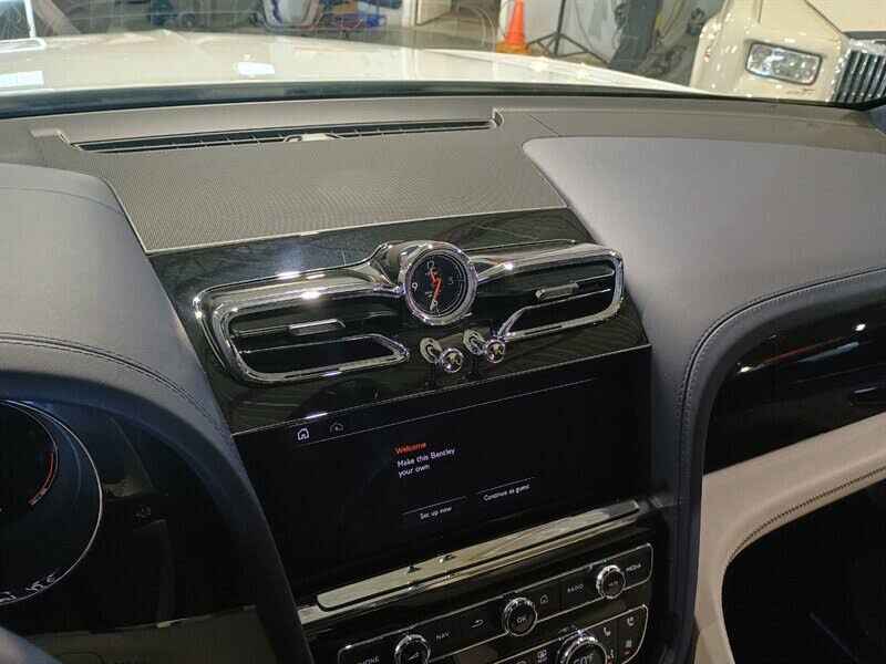 2023 Bentley Bentayga V8 AWD