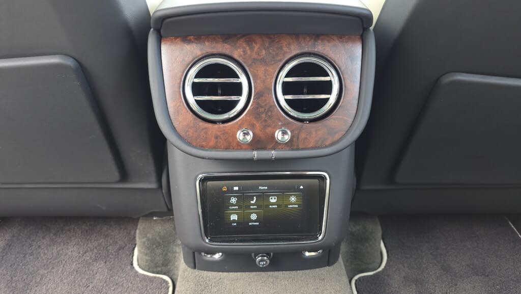 2023 Bentley Bentayga Azure V8 AWD