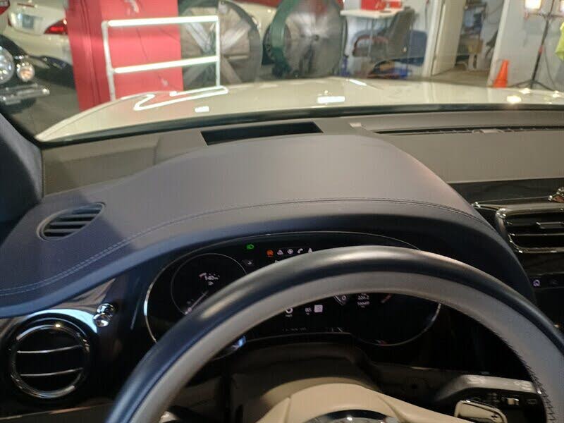 2023 Bentley Bentayga V8 AWD