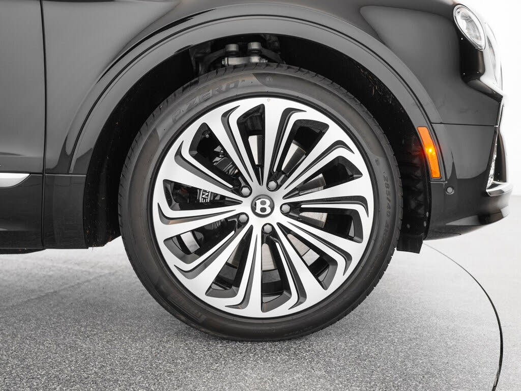 2023 Bentley Bentayga EWB Azure First Edition V8 AWD