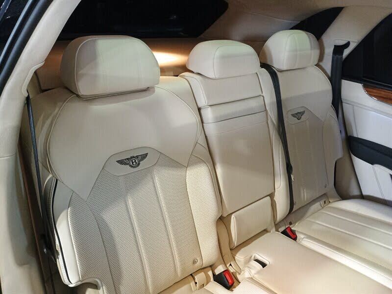 2023 Bentley Bentayga V8 AWD